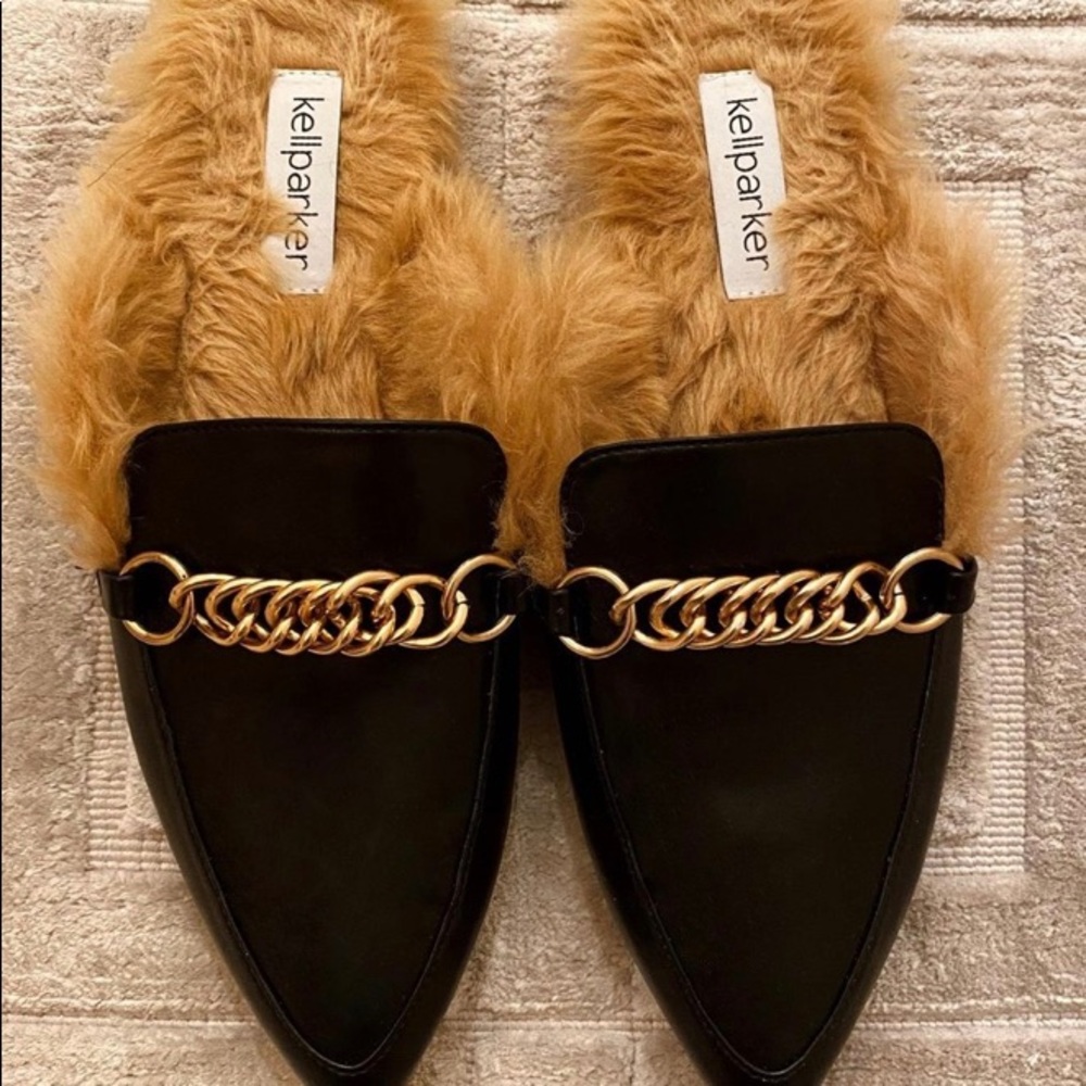 NWT VEGAN FUR MULE SIZE 8.5 LOAFERS